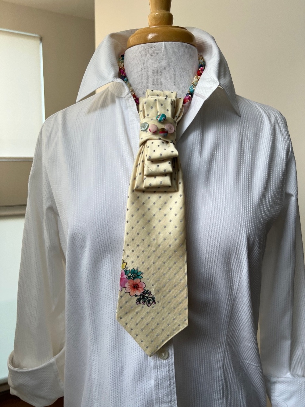 A4🇨🇦_Cupcake Party Tie/Necklace